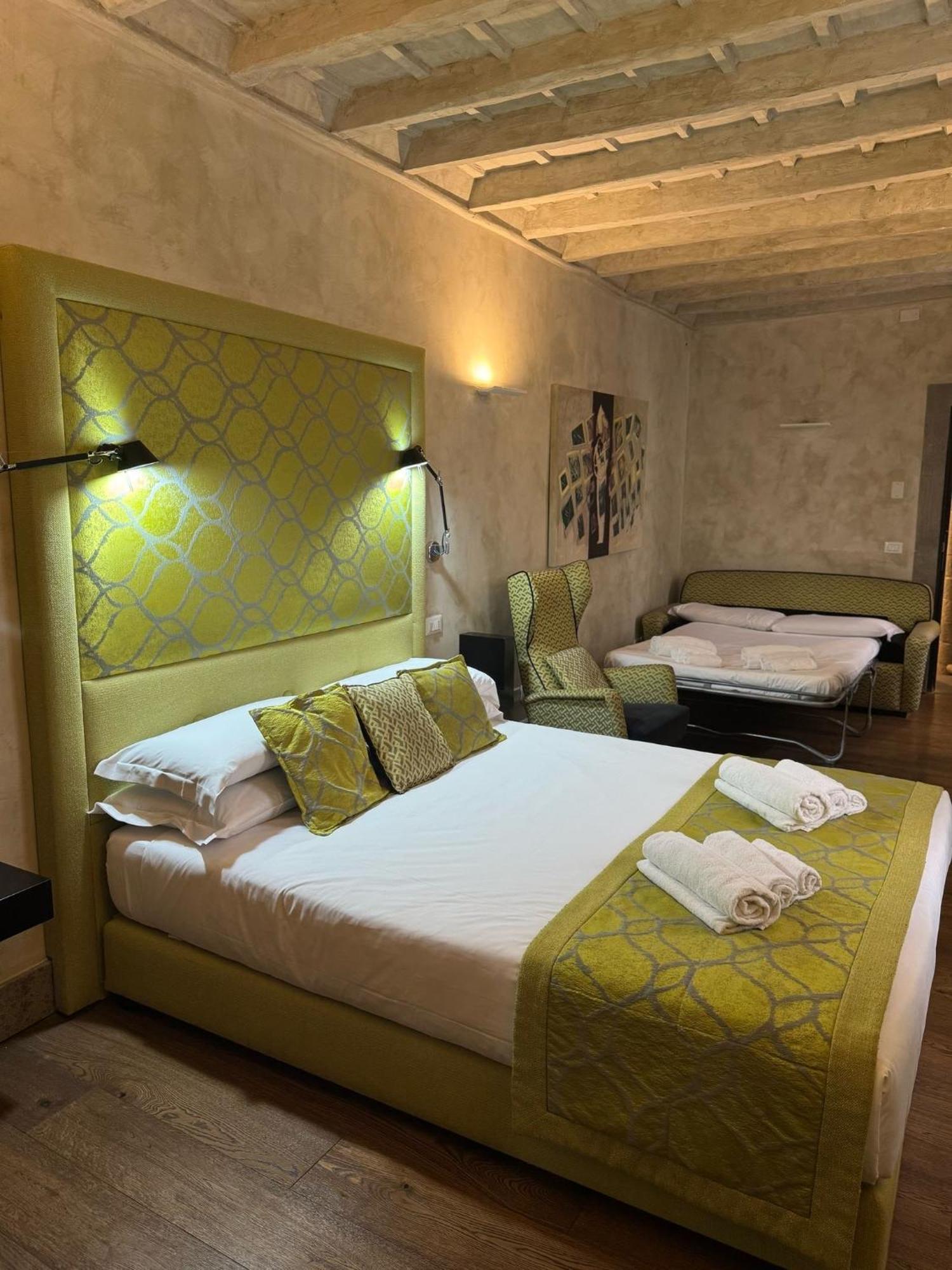 Pantheon Luxury Suite ローマ エクステリア 写真
